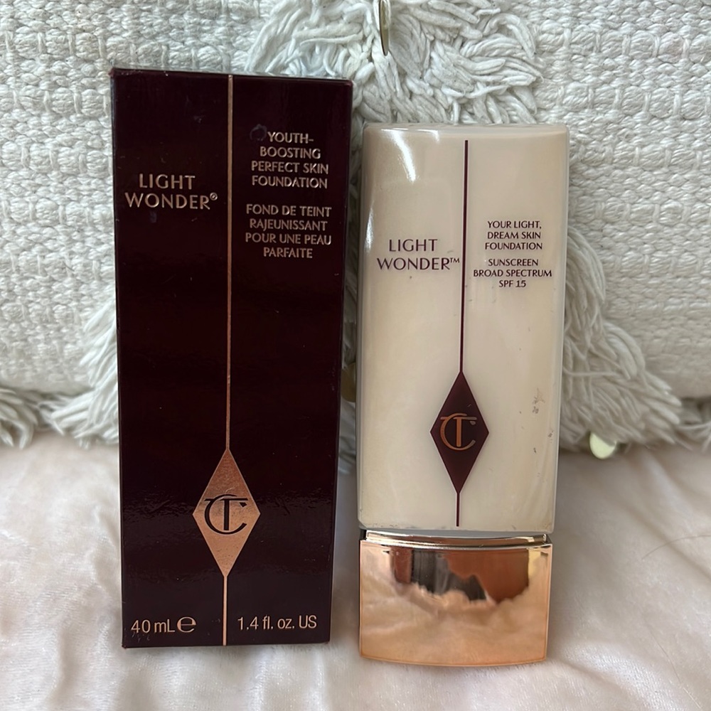 Charlotte Tilbury Light Wonder - shade 2/Light